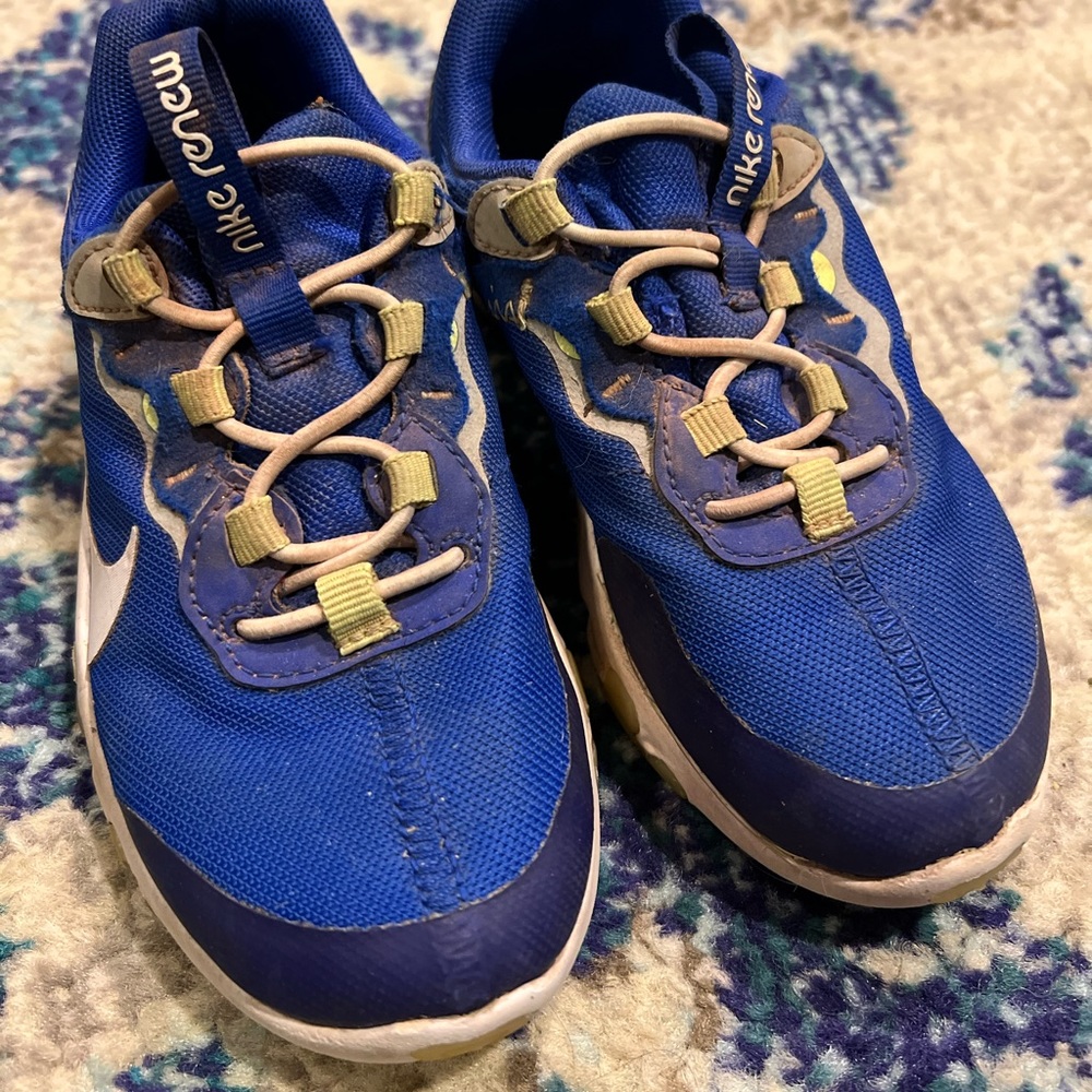 Nike Renew Slip-on Sneakers 11